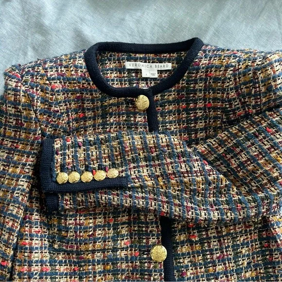Veronica Beard Lars Tweed Jacket w/ gold buttons Sz. 2 - Picture 7 of 8